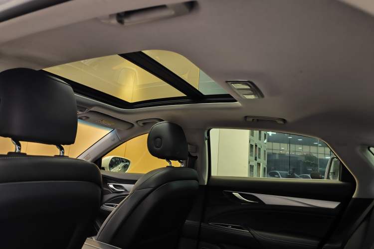 Used Geely Auto Emgrand GT 2018 1.5T MHEV Yaoxiang Edition Headliner