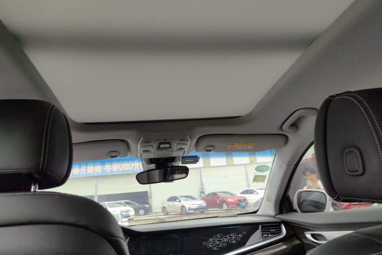 Used Geely Auto Emgrand GT 2018 1.5T MHEV Yaoxiang Edition Headliner