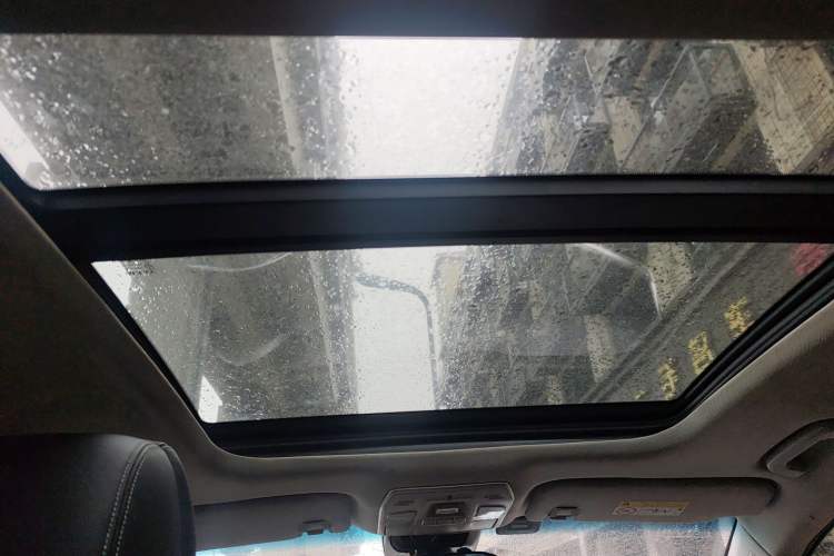 Used Geely Auto Emgrand GT 2018 1.5T MHEV Yaoxiang Edition Headliner