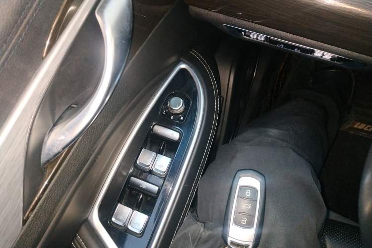 Used Geely Auto Emgrand GT 2018 1.5T MHEV Yaoxiang Edition Interior 1