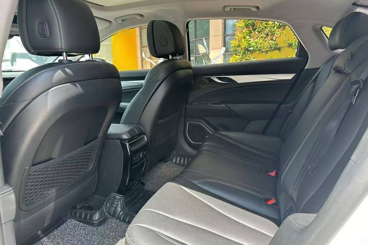 Used Geely Auto Emgrand GT 2018 1.5T MHEV Yaoxiang Edition Interior 3