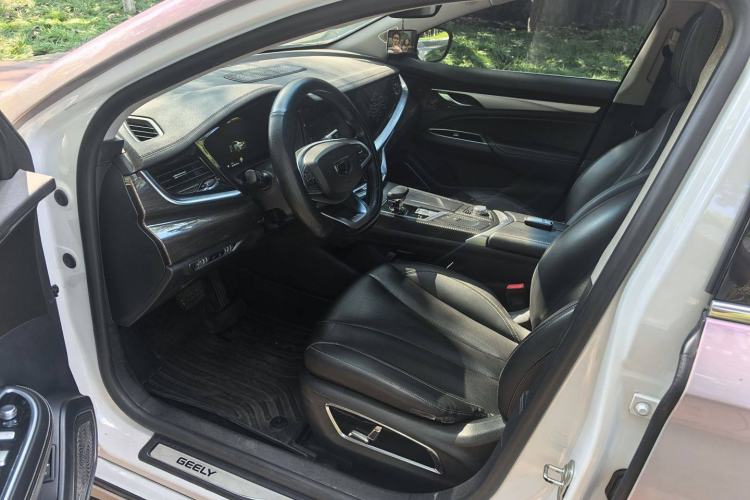 Used Geely Auto Emgrand GT 2018 1.5T MHEV Yaoxiang Edition Interior 4