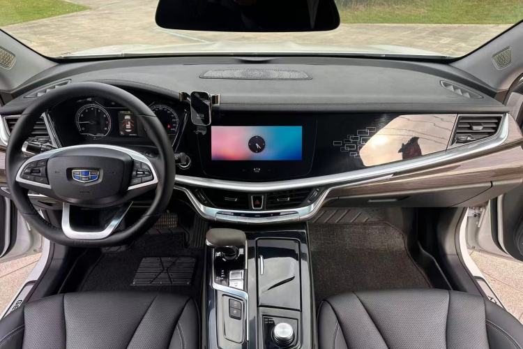 Used Geely Auto Emgrand GT 2018 1.5T MHEV Shining Edition Interior 4