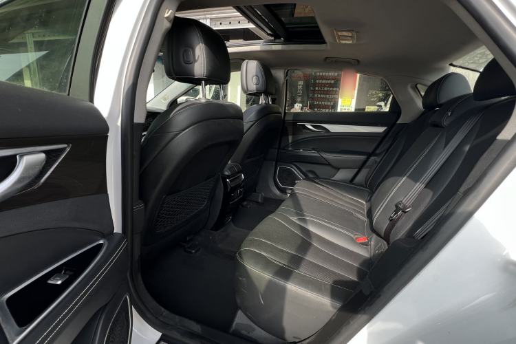 Used Geely Auto Emgrand GT 2018 1.5T MHEV Yaoxiang Edition Interior 4