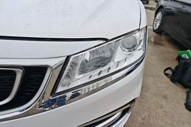 Used Geely Auto Emgrand GT 2018 1.8T Zunshang Zhiling Edition Left Front Headlight