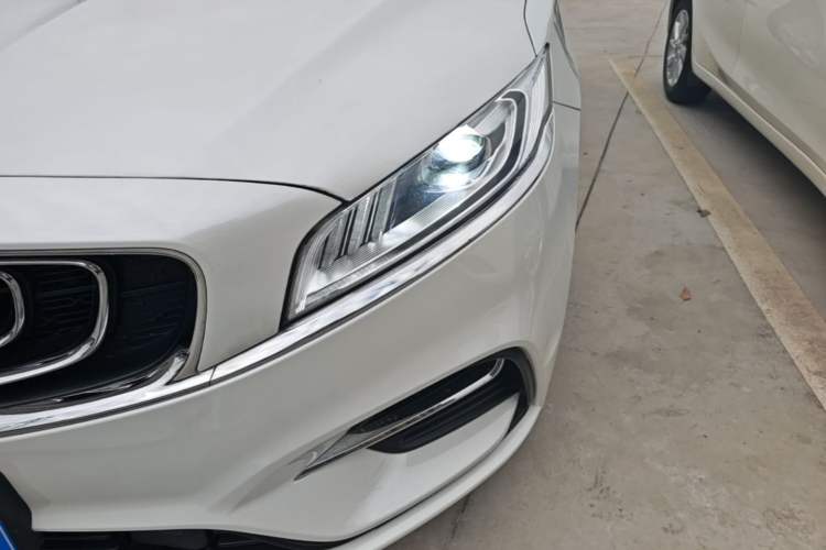 Used Geely Auto Emgrand GT 2018 1.5T MHEV Yaoxiang Edition Left Front Headlight