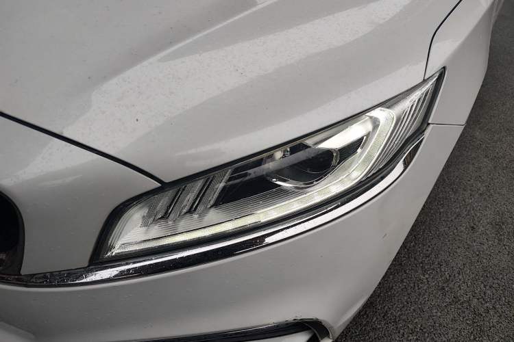 Used Geely Auto Emgrand GT 2018 1.5T MHEV Yaoxiang Edition Left Front Headlight