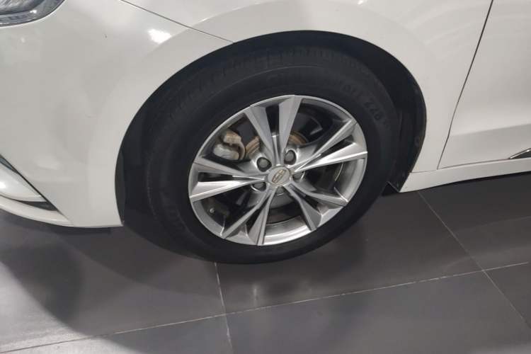 Used Geely Auto Emgrand GT 2018 1.5T MHEV Yaoxiang Edition Left Front Wheel Hub