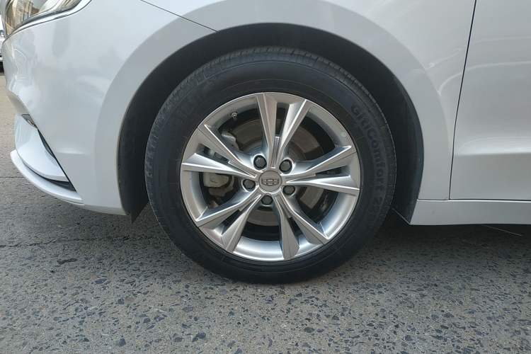 Used Geely Auto Emgrand GT 2018 1.5T MHEV Yaoxiang Edition Left Front Wheel Hub