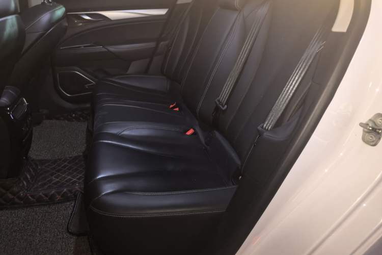 Used Geely Auto Emgrand GT 2018 1.5T MHEV Yaoxiang Edition Left Rear Seat