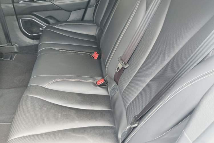 Used Geely Auto Emgrand GT 2018 1.5T MHEV Yaoxiang Edition Left Rear Seat