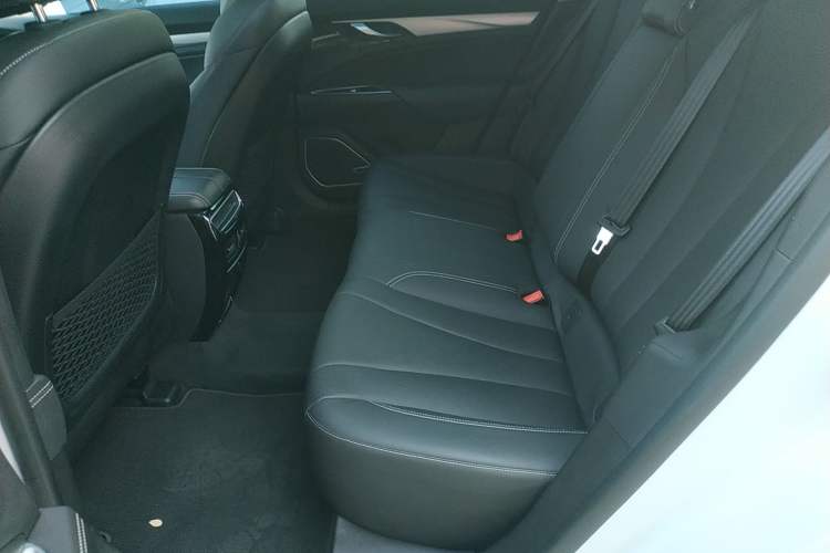 Used Geely Auto Emgrand GT 2018 1.5T MHEV Yaoxiang Edition Left Rear Seat