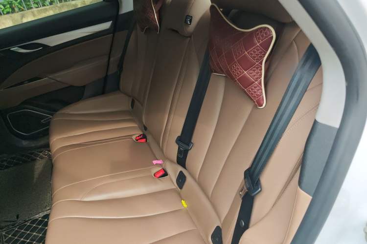 Used Geely Auto Emgrand GT 2018 1.5T MHEV Yaozhi Edition Left Rear Seat