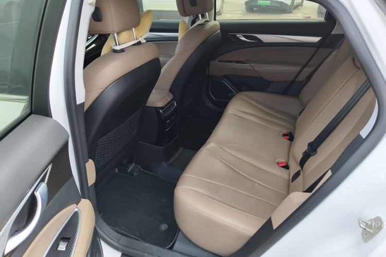 Used Geely Auto Emgrand GT 2018 1.5T MHEV Yaozhi Edition Left Rear Seat