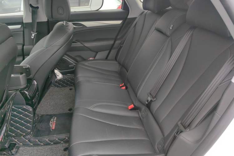 Used Geely Auto Emgrand GT 2018 1.5T MHEV Yaoxiang Edition Left Rear Seat
