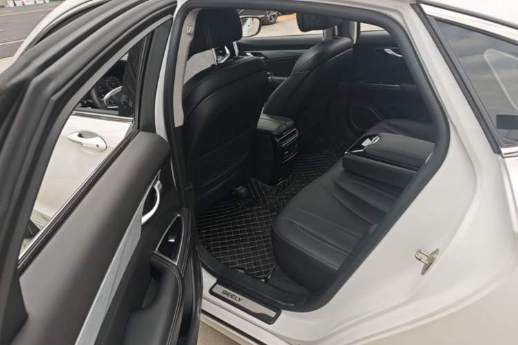 Used Geely Auto Emgrand GT 2018 1.5T MHEV Yaoxiang Edition Left Rear Seat