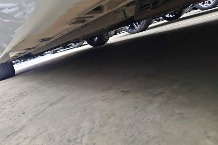 Used Geely Auto Emgrand GT 2018 1.8T Zunshang Zhiling Edition Left Side Sill