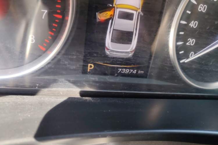 Used Geely Auto Emgrand GT 2018 1.8T Comfort Smart Leading Edition Odometer Close Up