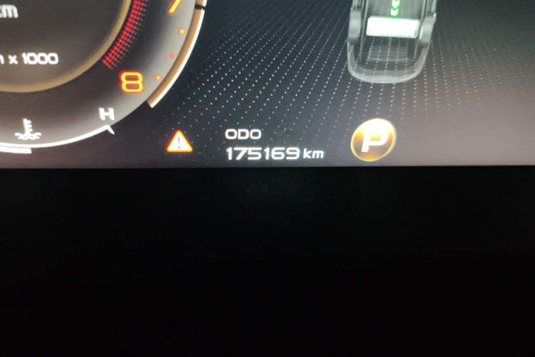 Used Geely Auto Emgrand GT 2018 1.5T MHEV Yaoxiang Edition Odometer Close Up
