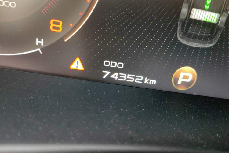 Used Geely Auto Emgrand GT 2018 1.5T MHEV Yaoxiang Edition Odometer Close Up