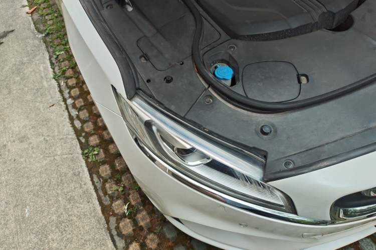 Used Geely Auto Emgrand GT 2018 1.5T MHEV Yaozhi Edition Right Front Headlight