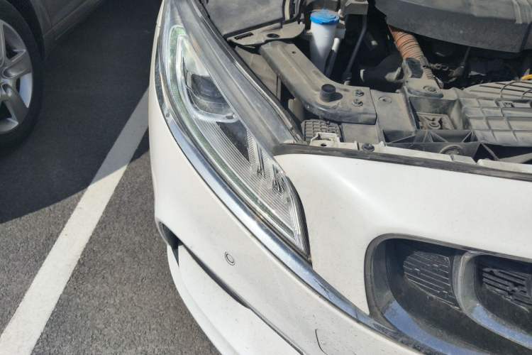 Used Geely Auto Emgrand GT 2018 1.5T MHEV Yaozun Edition Right Front Headlight