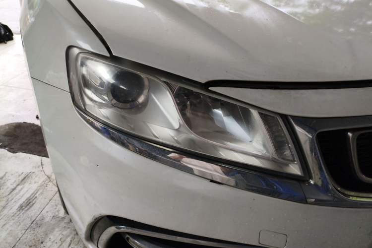 Used Geely Auto Emgrand GT 2018 1.8T Zunshang Zhiling Edition Right Front Headlight