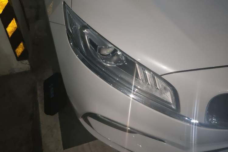 Used Geely Auto Emgrand GT 2018 1.5T MHEV Yaoxiang Edition Right Front Headlight