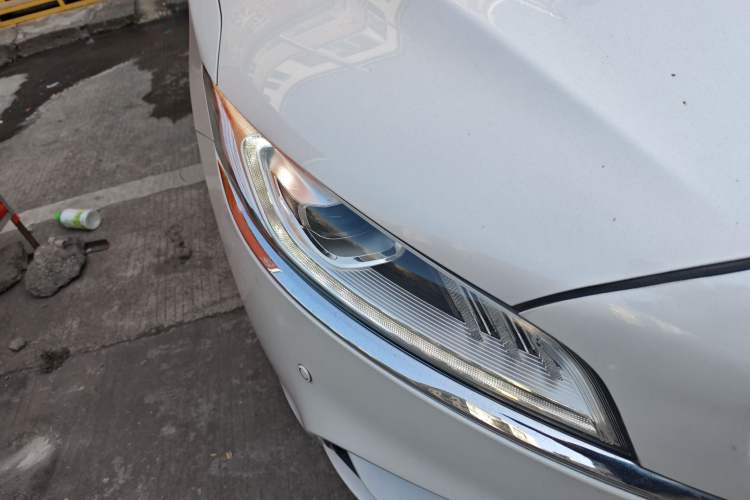 Used Geely Auto Emgrand GT 2018 1.5T MHEV YAOCHI Edition Right Front Headlight