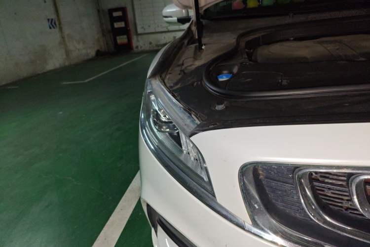 Used Geely Auto Emgrand GT 2018 1.5T MHEV Yaoxiang Edition Right Front Headlight