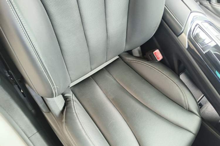 Used Geely Auto Emgrand GT 2018 1.5T MHEV Yaoxiang Edition Right Front Seat