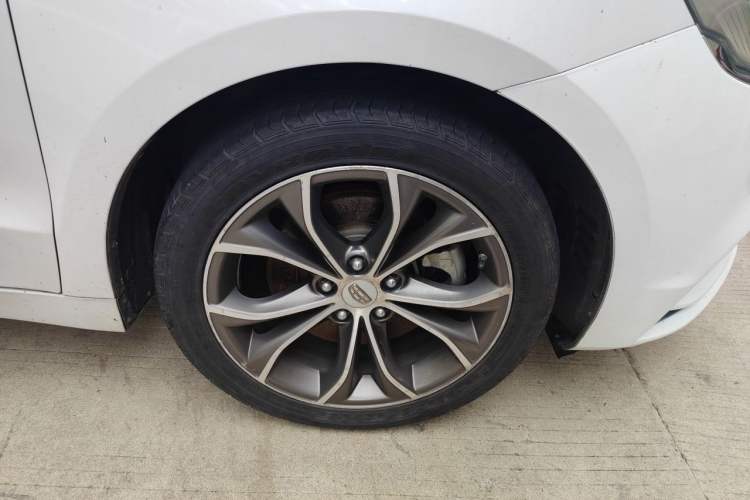 Used Geely Auto Emgrand GT 2018 1.5T MHEV Yaozhi Edition Right Front Wheel Hub