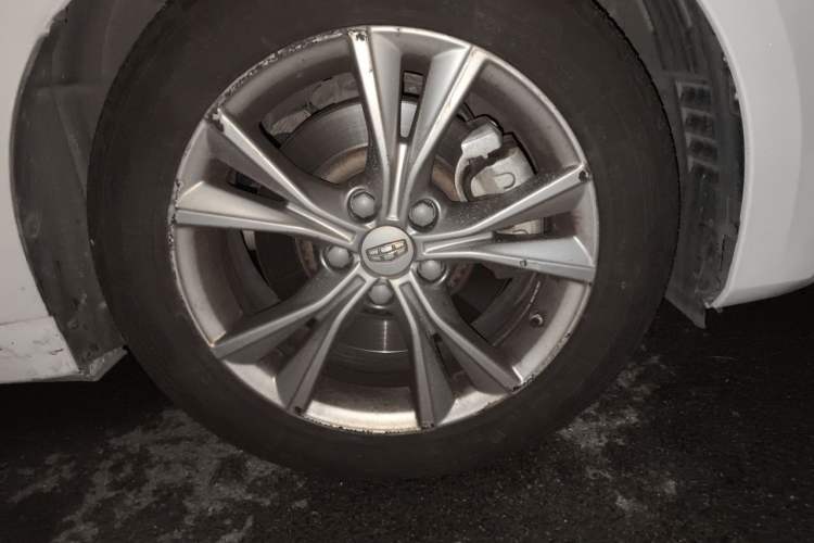Used Geely Auto Emgrand GT 2018 1.5T MHEV Yaoxiang Edition Right Front Wheel Hub