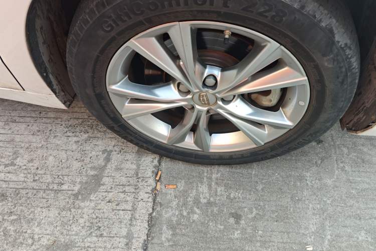 Used Geely Auto Emgrand GT 2018 1.5T MHEV YAOCHI Edition Right Front Wheel Hub