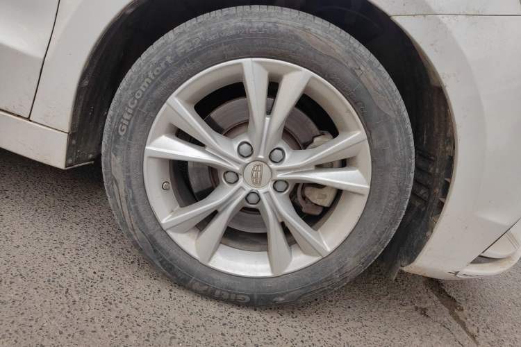Used Geely Auto Emgrand GT 2018 1.5T MHEV Yaoxiang Edition Right Front Wheel Hub