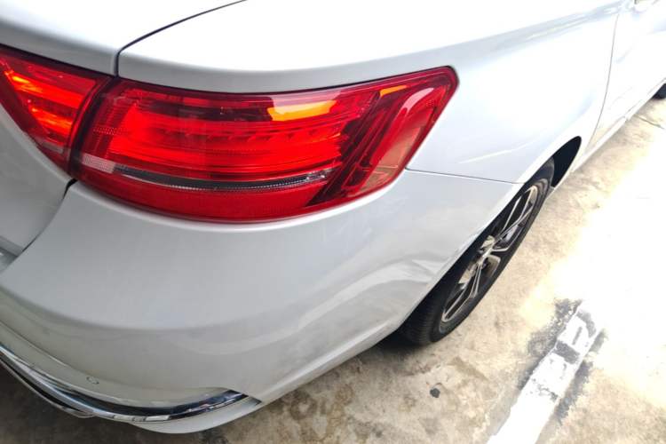 Used Geely Auto Emgrand GT 2018 1.8T Zunshang Zhiling Edition Right Rear Taillight