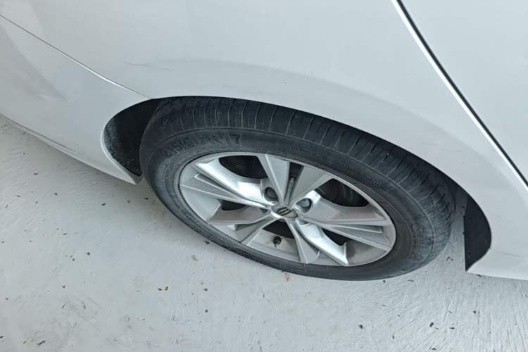 Used Geely Auto Emgrand GT 2018 1.5T MHEV Yaoxiang Edition Right Rear Wheel Hub