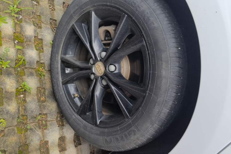 Used Geely Auto Emgrand GT 2018 1.5T MHEV Yaoxiang Edition Right Rear Wheel Hub