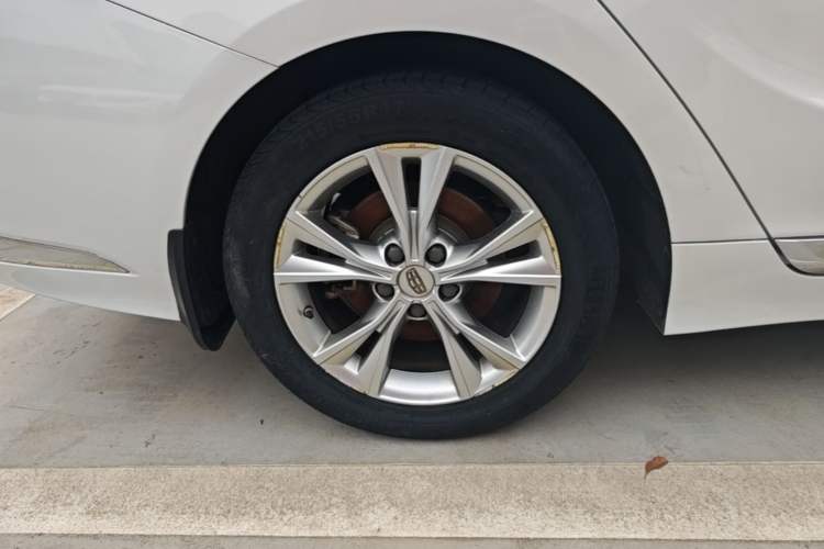 Used Geely Auto Emgrand GT 2018 1.5T MHEV Yaoxiang Edition Right Rear Wheel Hub