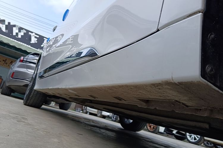 Used Geely Auto Emgrand GT 2018 1.5T MHEV Yaozun Edition Right Side Sill