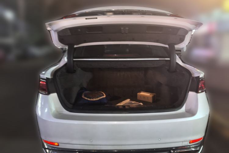 Used Geely Auto Emgrand GT 2018 1.5T MHEV Yaoxiang Edition Trunk