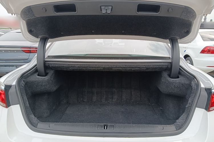 Used Geely Auto Emgrand GT 2018 1.5T MHEV Yaozun Edition Trunk