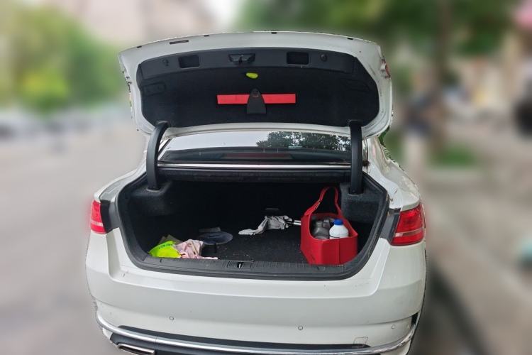 Used Geely Auto Emgrand GT 2018 1.8T Zunshang Zhiling Edition Trunk