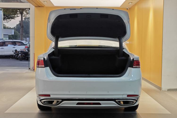 Used Geely Auto Emgrand GT 2018 1.5T MHEV Yaoxiang Edition Trunk