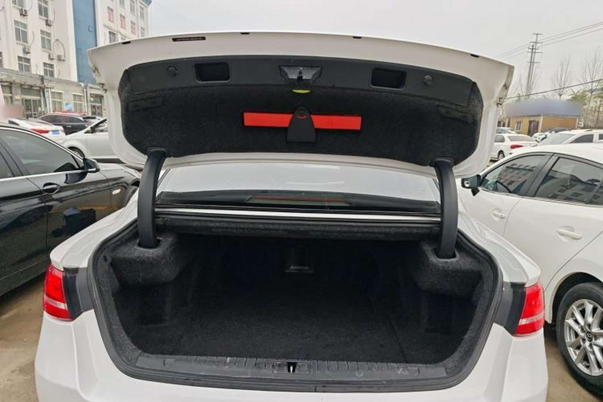 Used Geely Auto Emgrand GT 2018 1.8T Zunshang Zhiling Edition Trunk