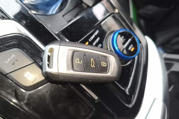 Used Geely Auto Emgrand GT 2018 1.5T MHEV Shining Edition Vehicle Key