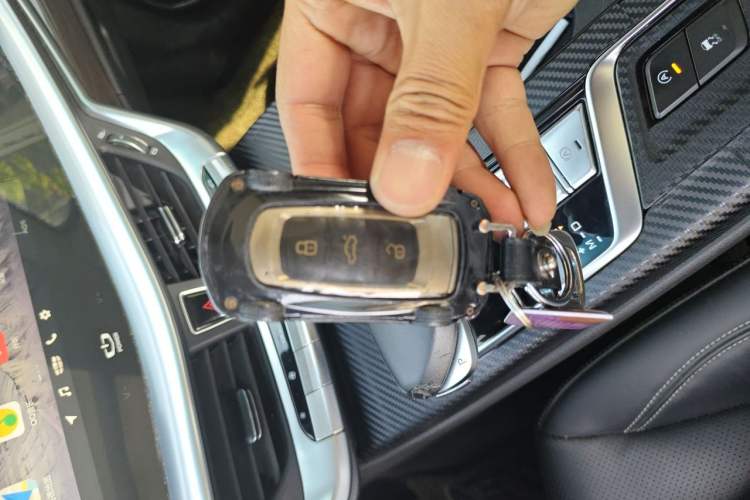 Used Geely Auto Emgrand GT 2018 1.5T MHEV Yaoxiang Edition Vehicle Key