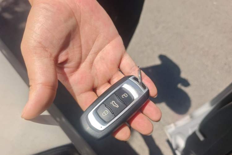 Used Geely Auto Emgrand GT 2018 1.5T MHEV Yaozun Edition Vehicle Key