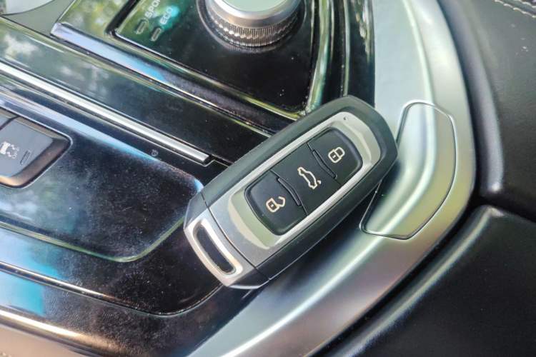 Used Geely Auto Emgrand GT 2018 1.5T MHEV Yaoxiang Edition Vehicle Key