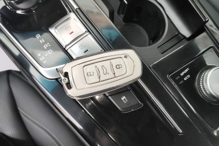 Used Geely Auto Emgrand GT 2018 1.5T MHEV Shining Edition Vehicle Key